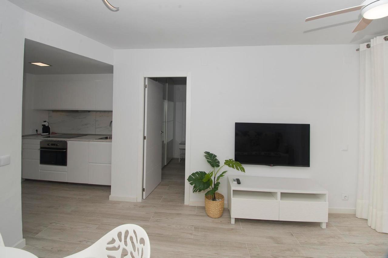 Apartamen5o Mara6illoso Con Bistas Al Mar Voramar Apartamento